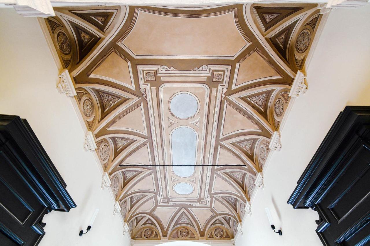 Cathedral Suite - The House Of Travelers Como Exterior foto